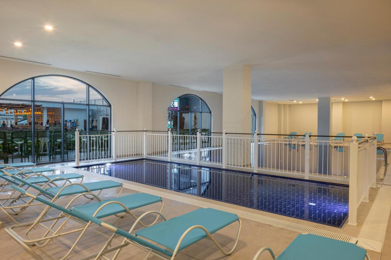 Arcanus Hotels Trendline Side Анталия Екстериор снимка