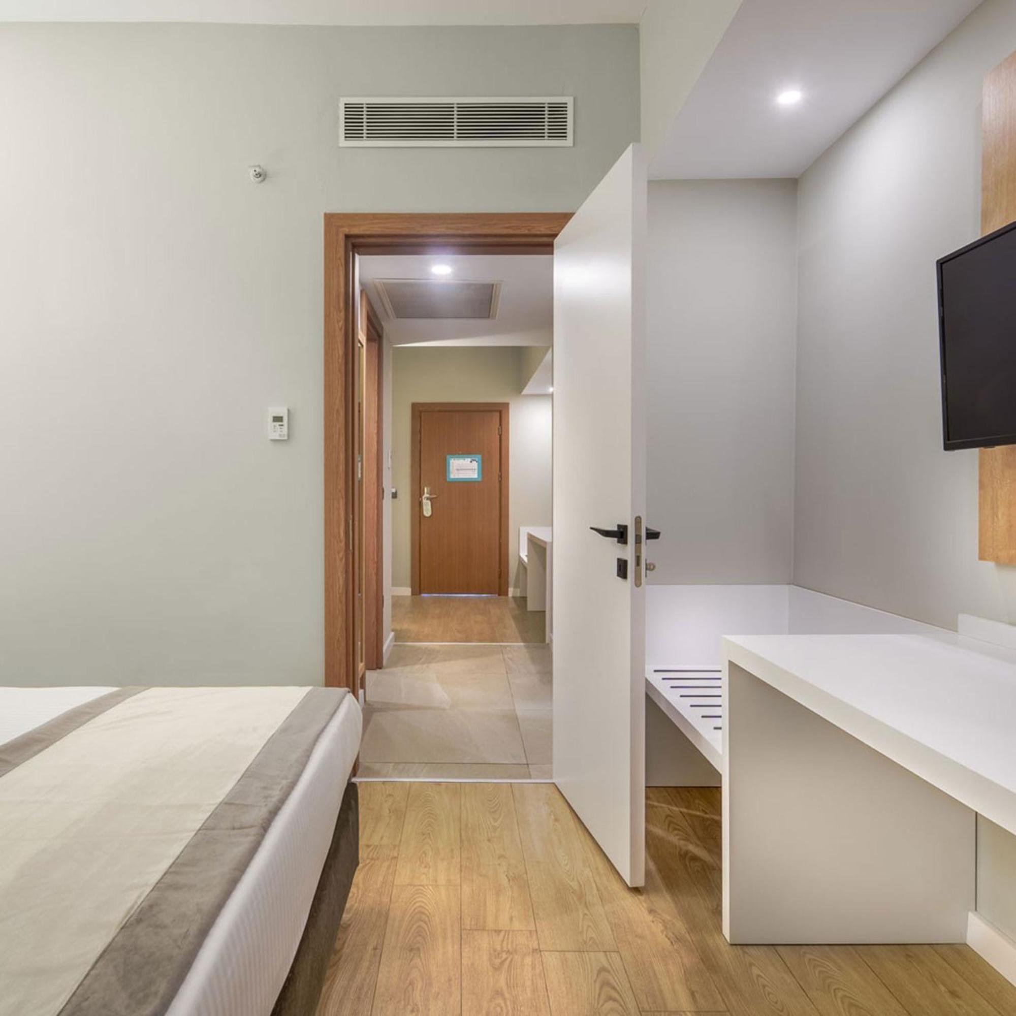 Arcanus Hotels Trendline Side Анталия Екстериор снимка