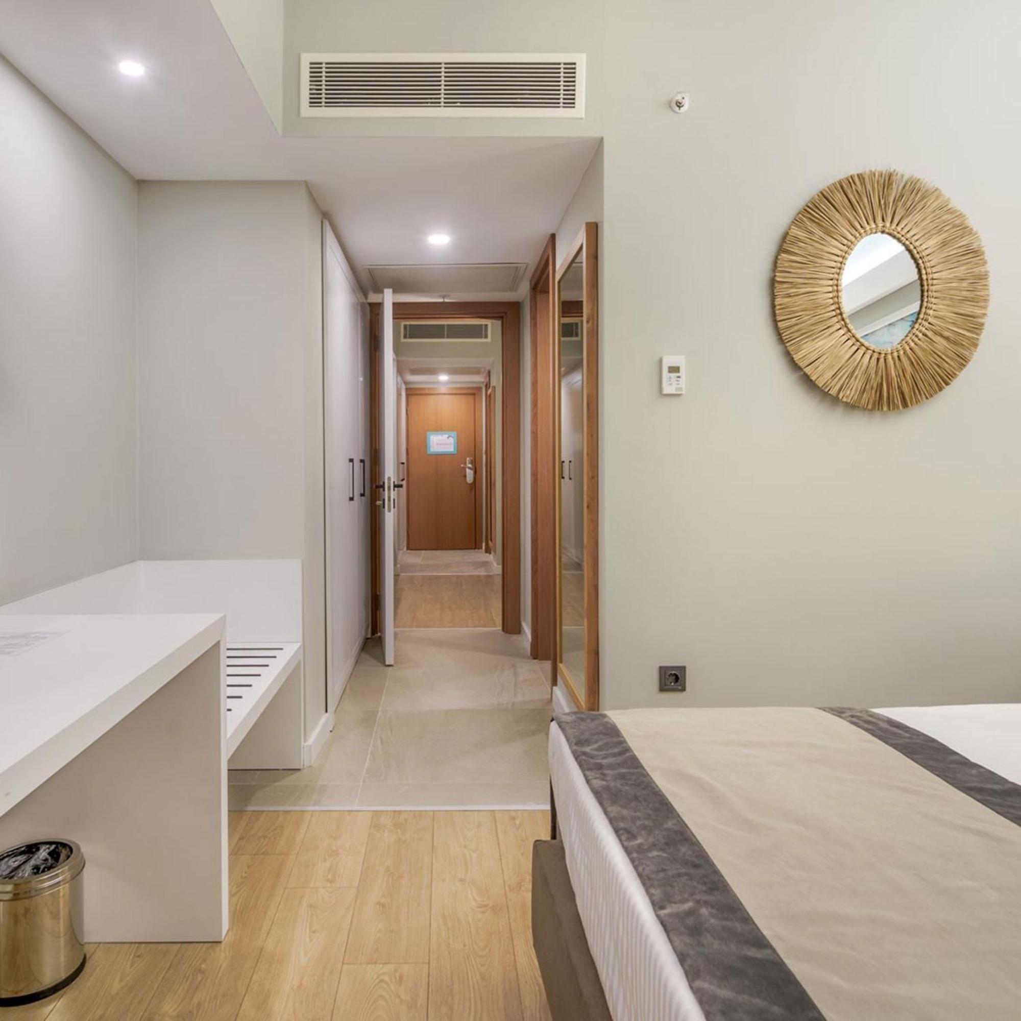 Arcanus Hotels Trendline Side Анталия Екстериор снимка